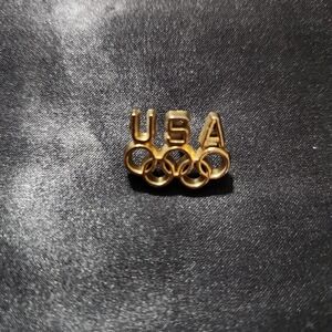Vintage USA Olympic Rings Gold Pin